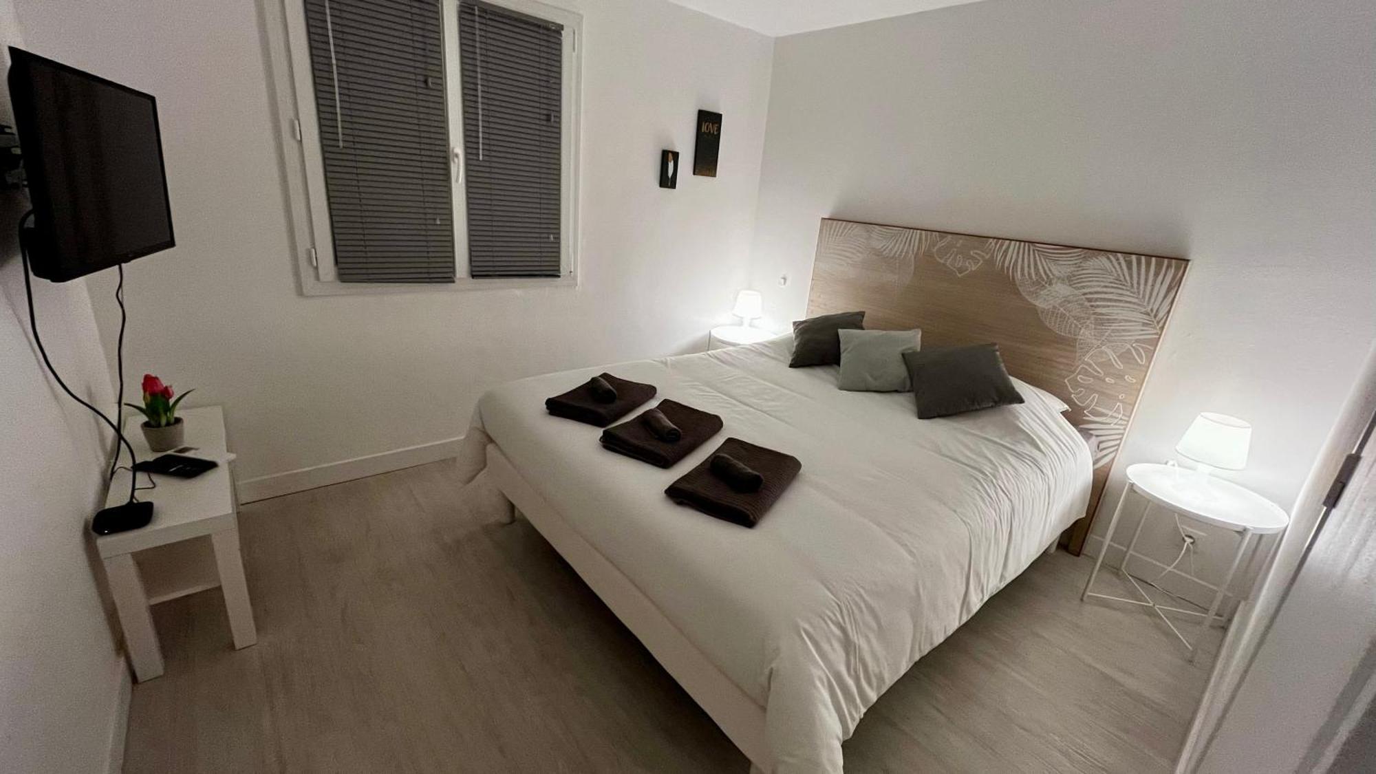 Vacances Arbanaises - Appartements Giens Hyères Exterior foto