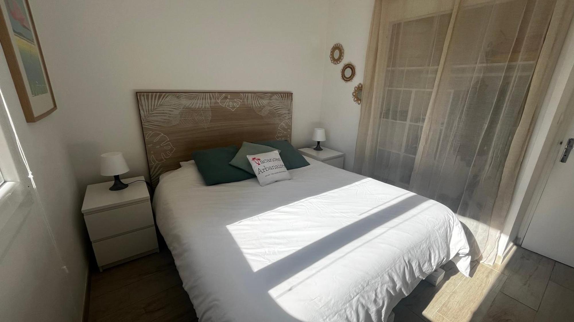Vacances Arbanaises - Appartements Giens Hyères Exterior foto